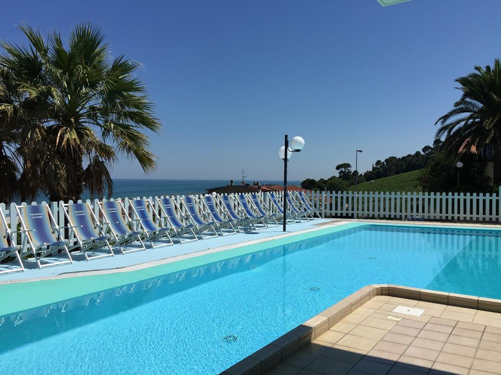 Residence Azzurro Massignano Pokoj fotografie